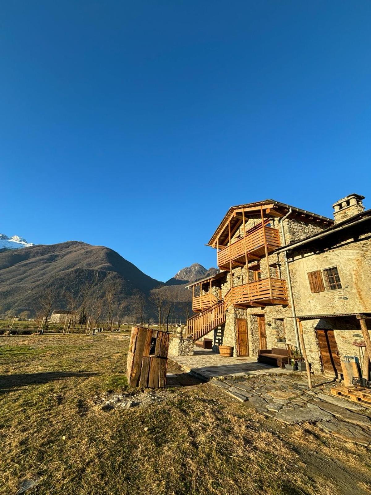 Chalet Valchiavenna San Cassiano  Exterior photo